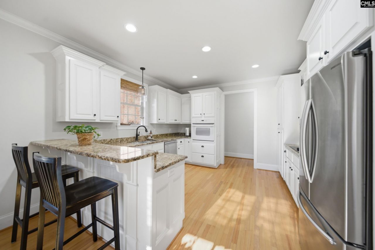 58 Silver Maple Court  Photo 8