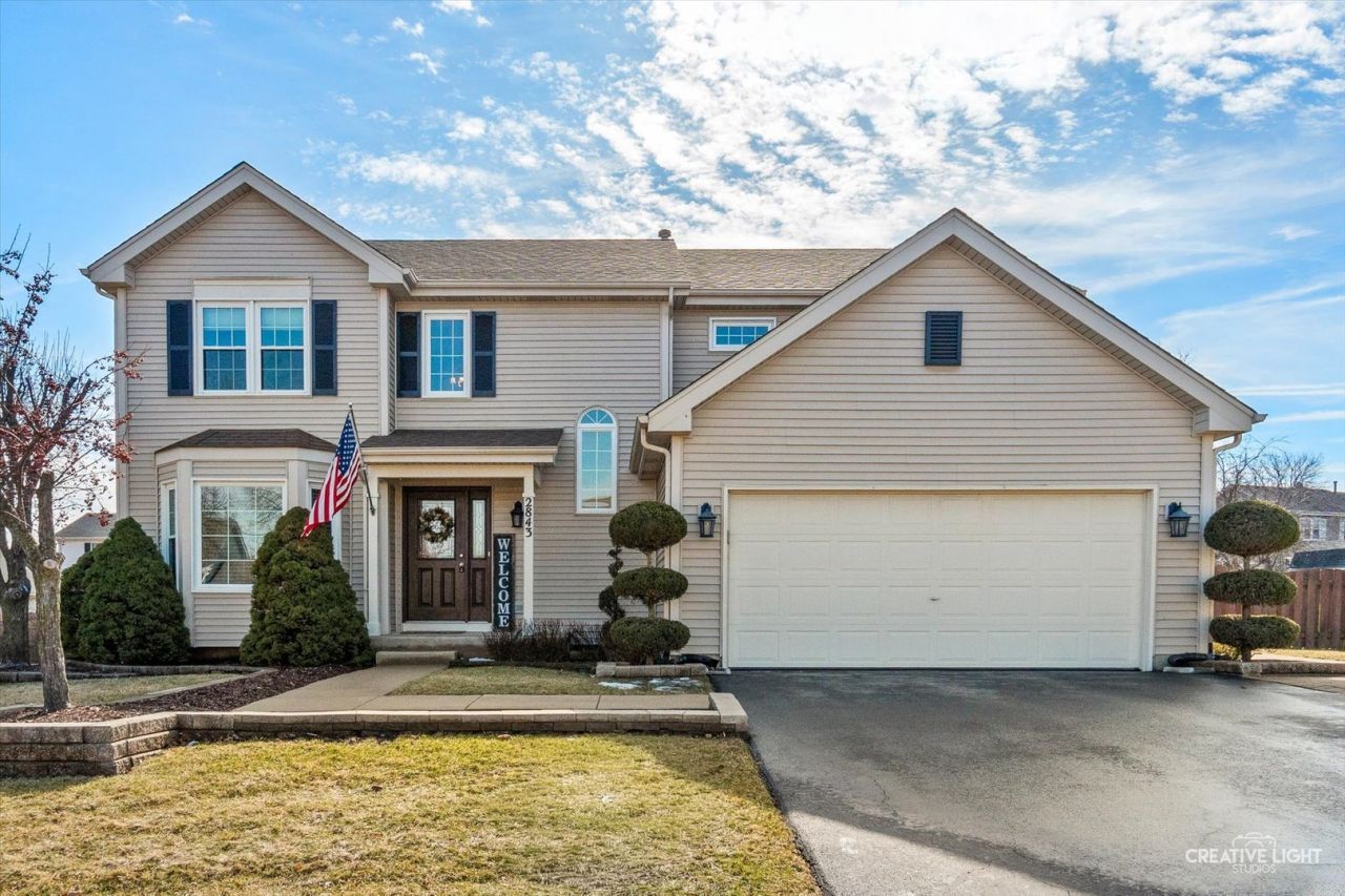 2843 Winchester Drive, Elgin, IL 60124 Main Photo