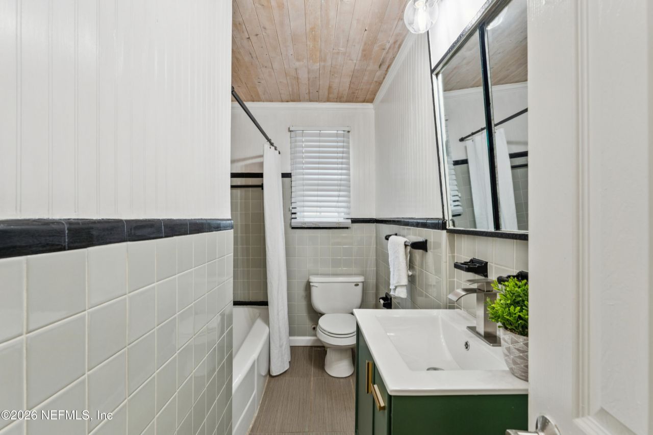 1900 Lake Shore Boulevard, Jacksonville, FL 32210 Photo