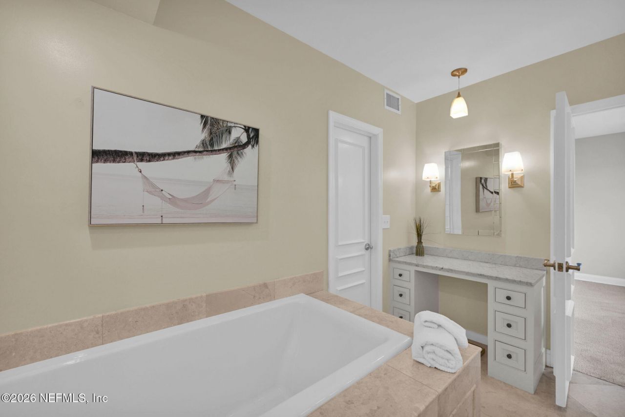 1596 Lancaster Terrace, Unit 3B, Jacksonville, FL 32204 Photo