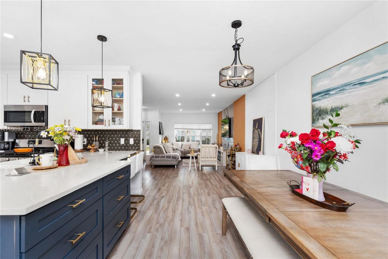 10930 Periwinkle Ln , Tamarac, FL 33321 Photo