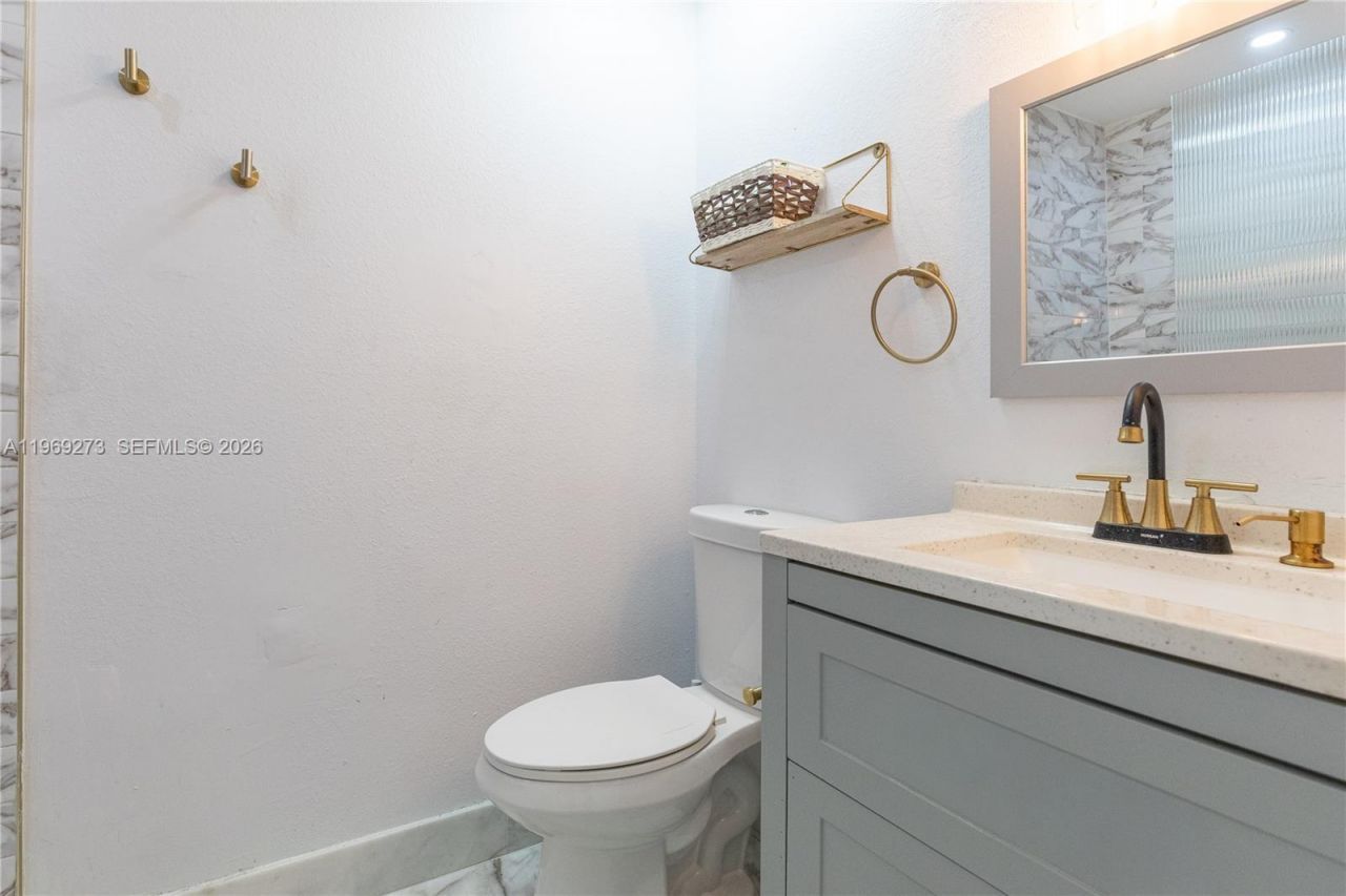 10930 Periwinkle Ln , Tamarac, FL 33321 Photo