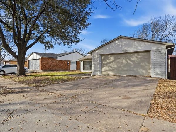 3514 Brookhurst Lane, Arlington, TX 76014