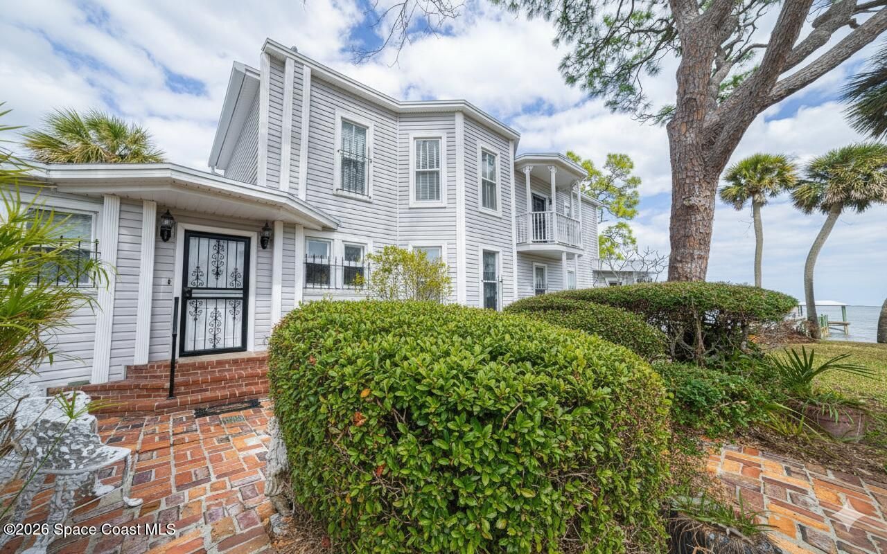 527 Indian River Avenue, Titusville, FL 32796 Photo