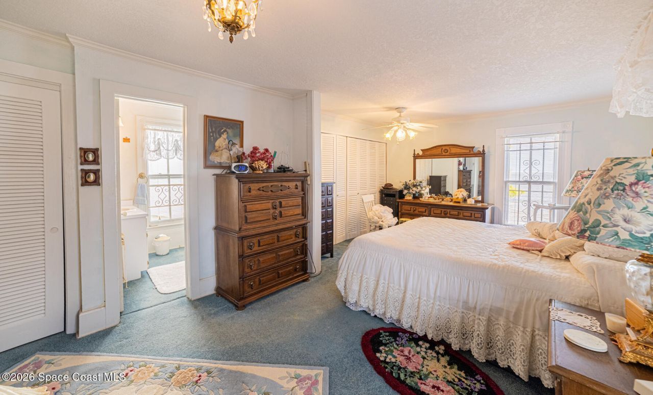 527 Indian River Avenue , Titusville, FL 32796 Photo