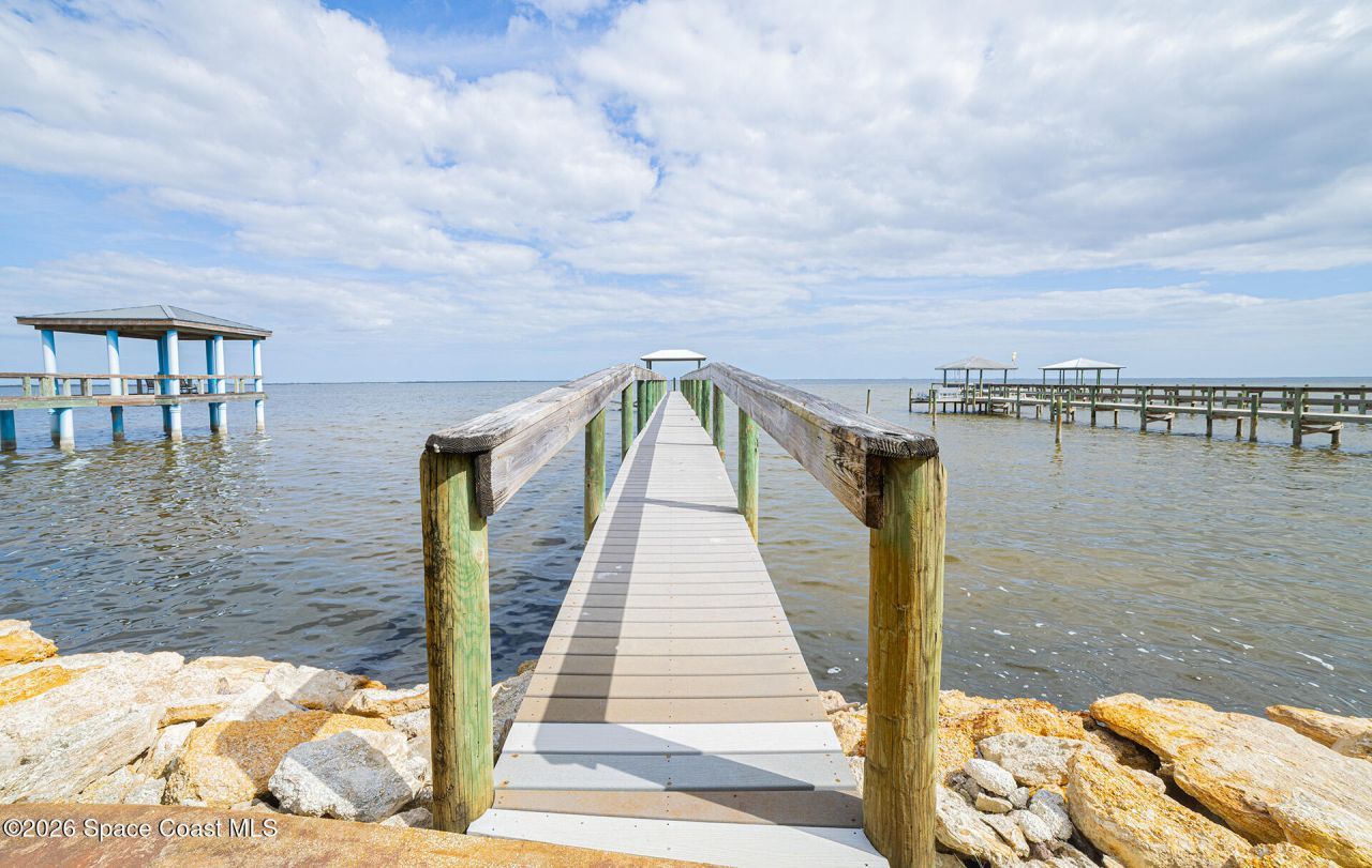 527 Indian River Avenue , Titusville, FL 32796 Photo