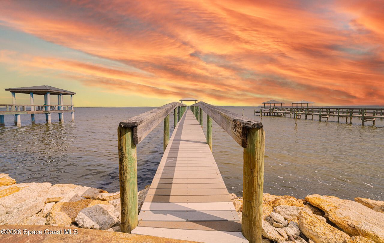 527 Indian River Avenue, Titusville, FL 32796 Photo