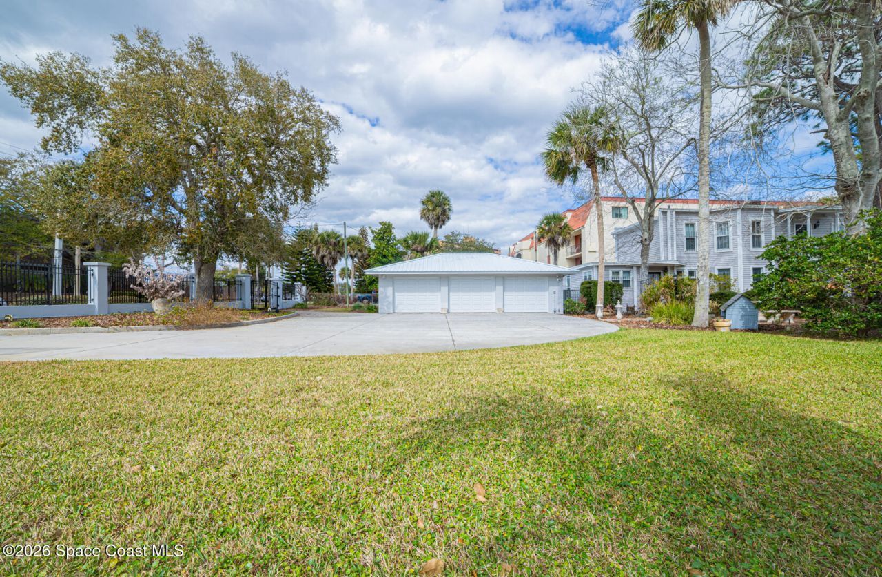 527 Indian River Avenue , Titusville, FL 32796 Photo