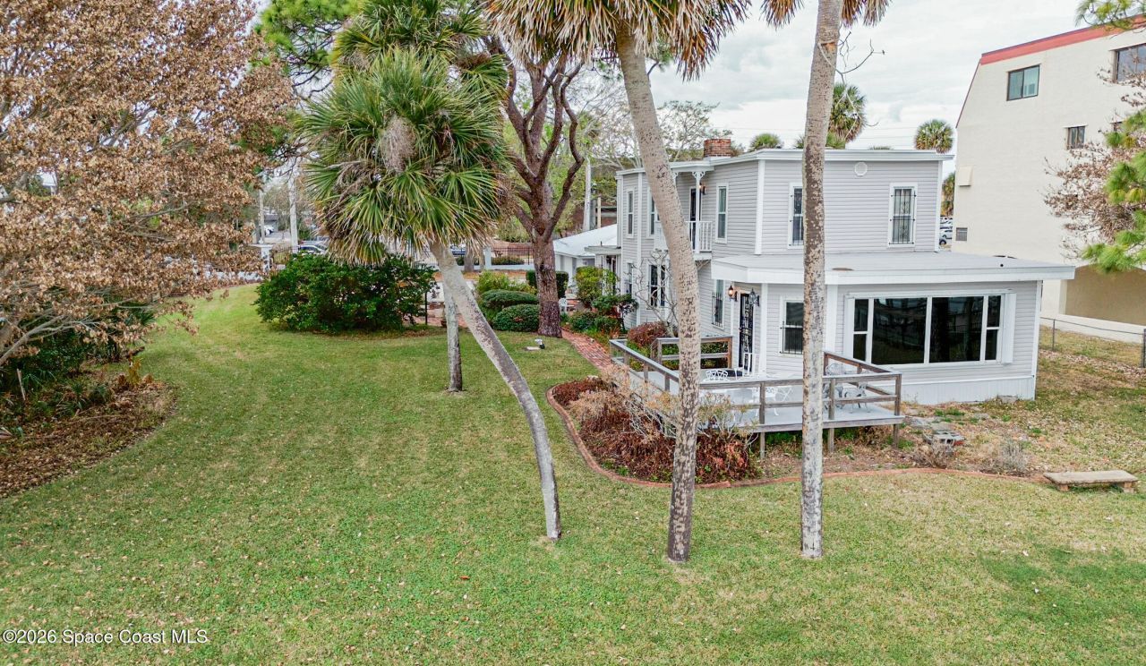 527 Indian River Avenue, Titusville, FL 32796 Photo