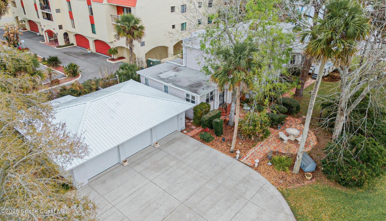 527 Indian River Avenue, Titusville, FL 32796 Photo