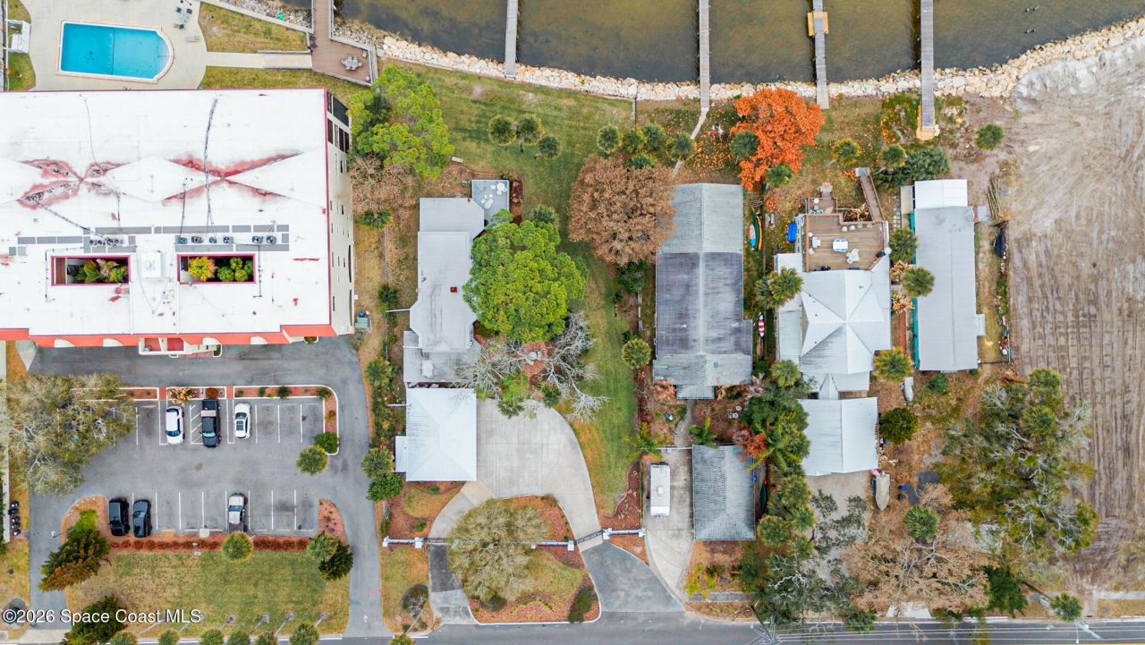 527 Indian River Avenue, Titusville, FL 32796 Photo