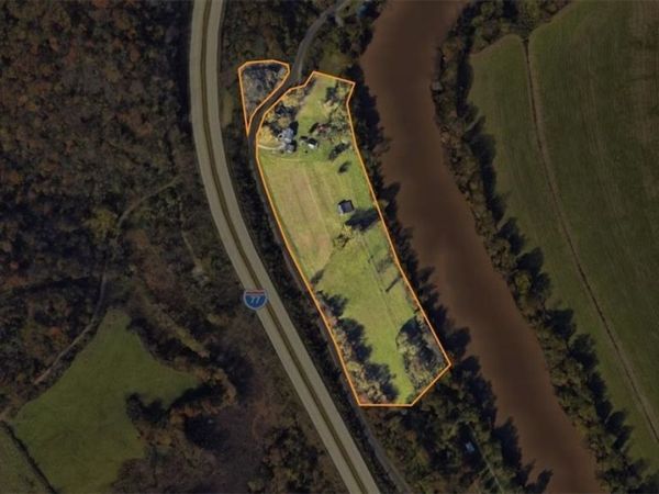 609 Little Kanawha River Road, Parkersburg, WV 26101