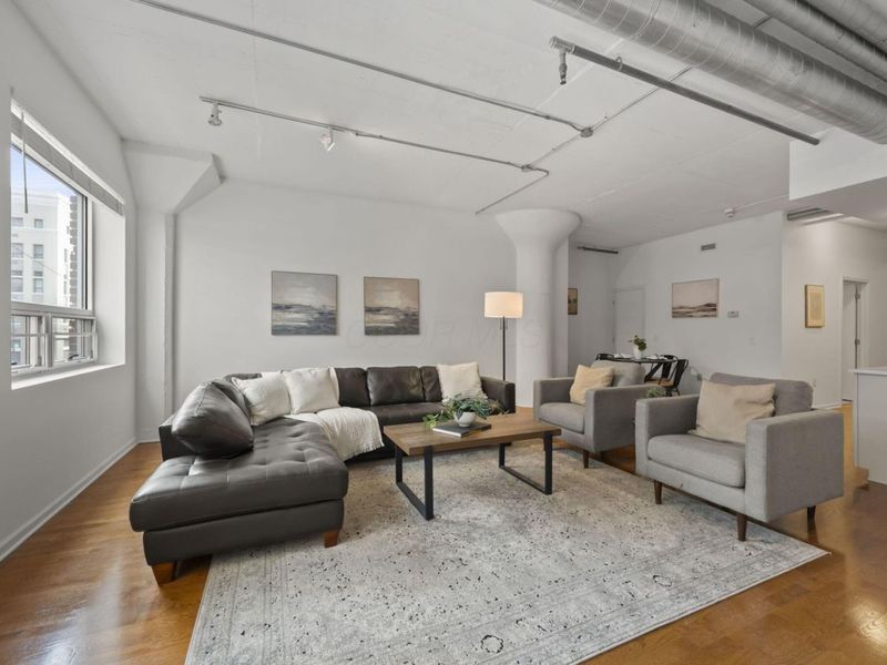 221 N Front Street, Unit 202, Columbus, OH 43215 Photo 3