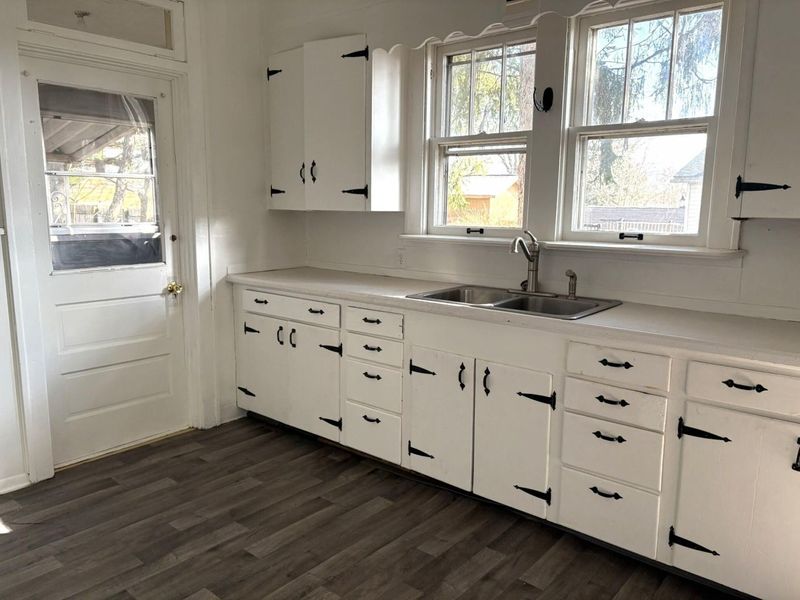 105 S Maple Heights, New Lexington, OH 43764 Photo 6