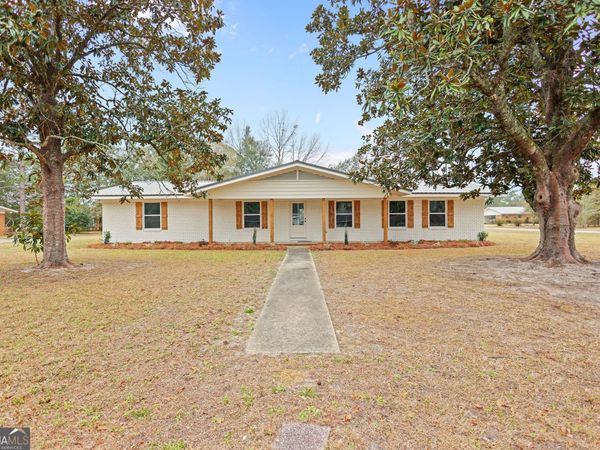 215 Glynn Street, Jesup, GA 31545