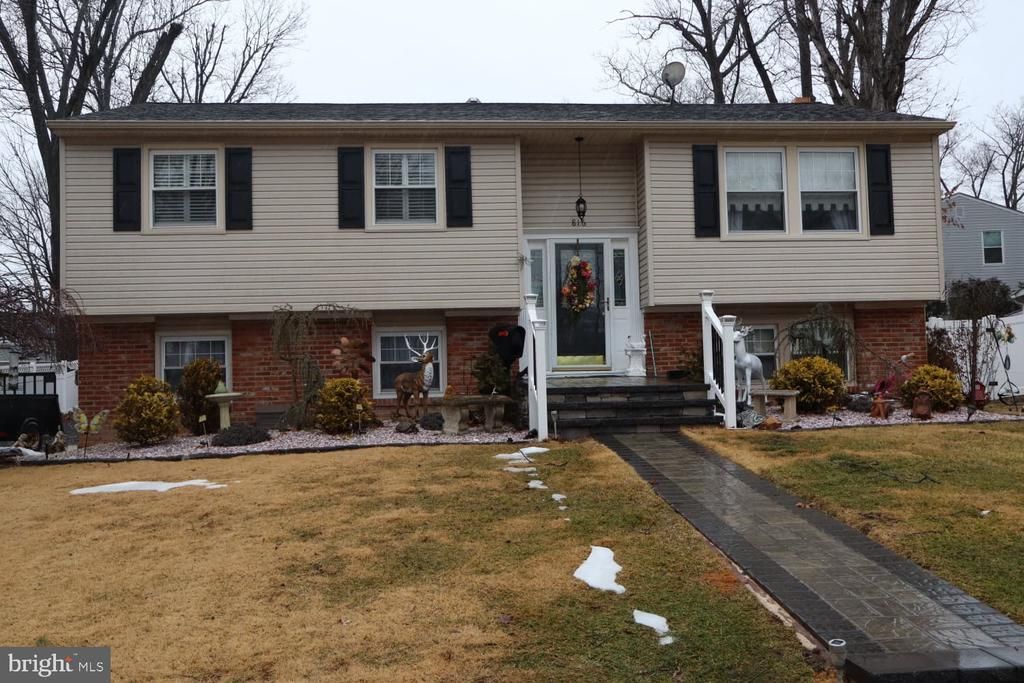 816 Coach Road, Blackwood, NJ 08012 Main Photo