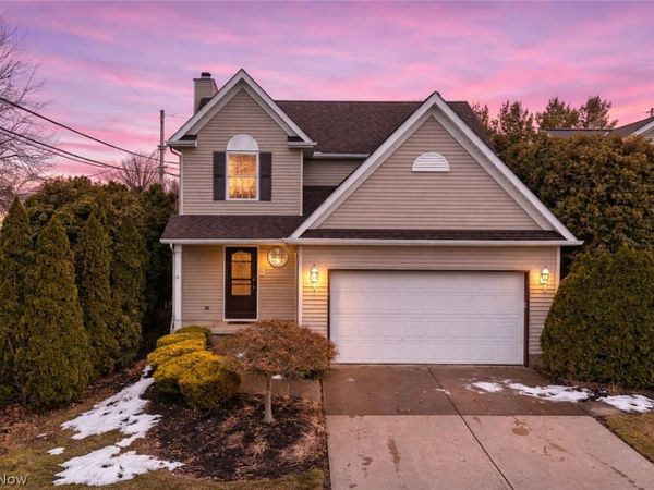 29008 Uxbridge Drive, Willowick, OH 44095