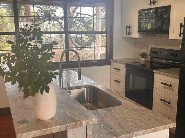 15104 Texas ST, Austin, TX 78734