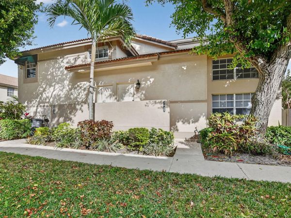 6671 Via Regina, Unit 6671, Boca Raton, FL 33433