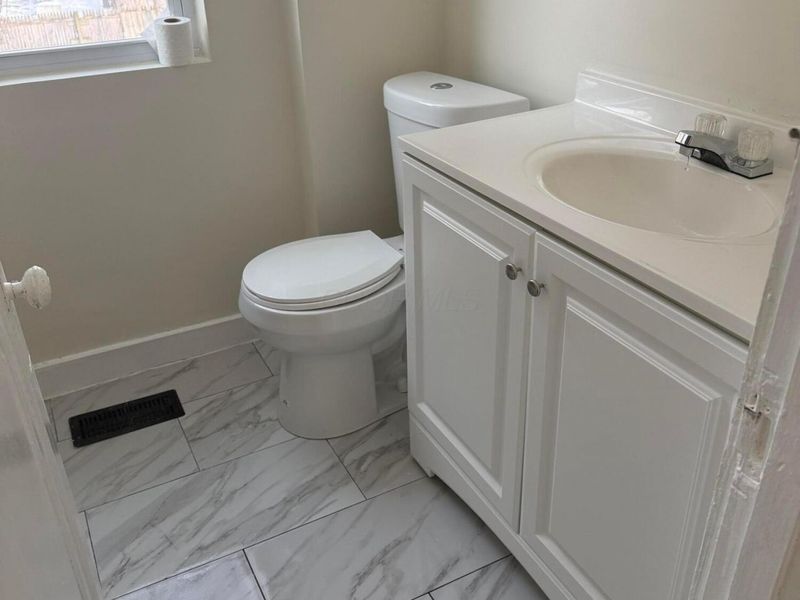 1608 Kenmore Road, Columbus, OH 43211 Photo 8