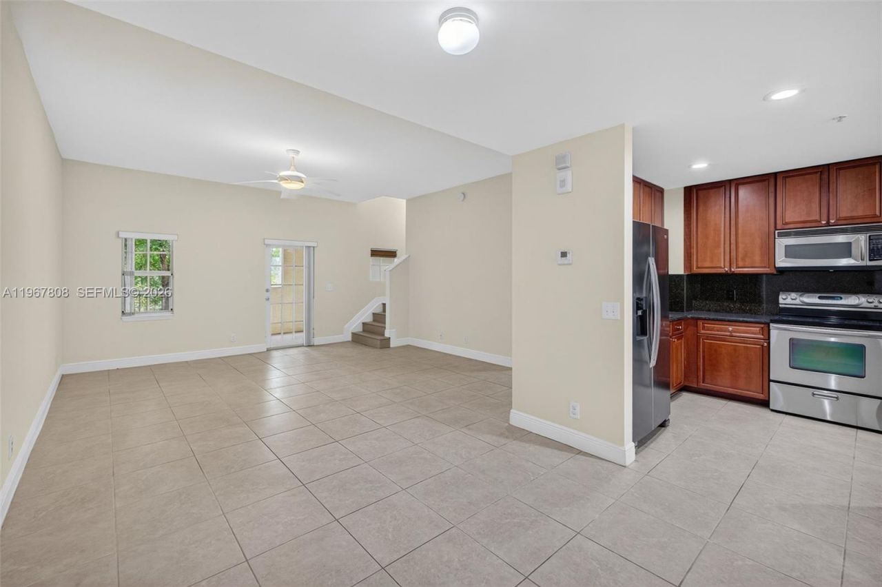 704 SW 1st Ave, Pompano Beach, FL 33060 Photo
