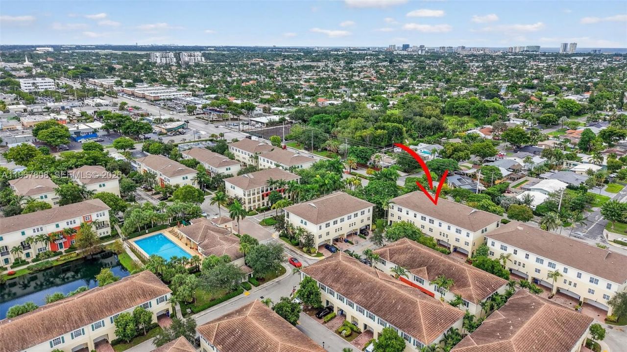 704 SW 1st Ave, Pompano Beach, FL 33060 Photo