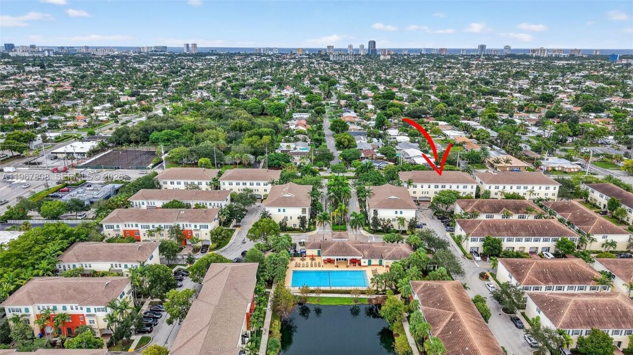 704 SW 1st Ave, Pompano Beach, FL 33060 Photo