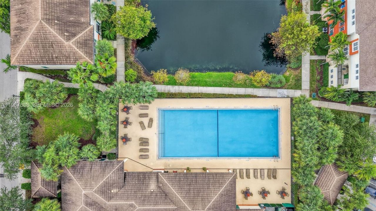 704 SW 1st Ave, Pompano Beach, FL 33060 Photo