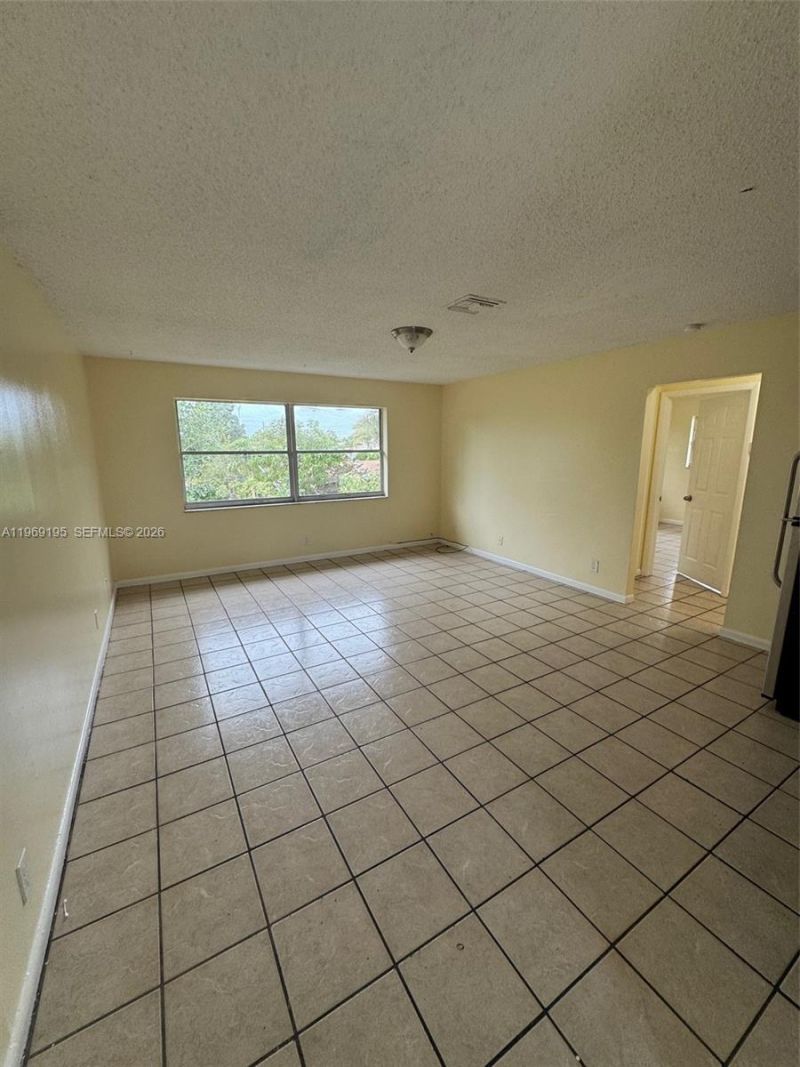 927 S Pine St, Lake Worth, FL 33460 Photo