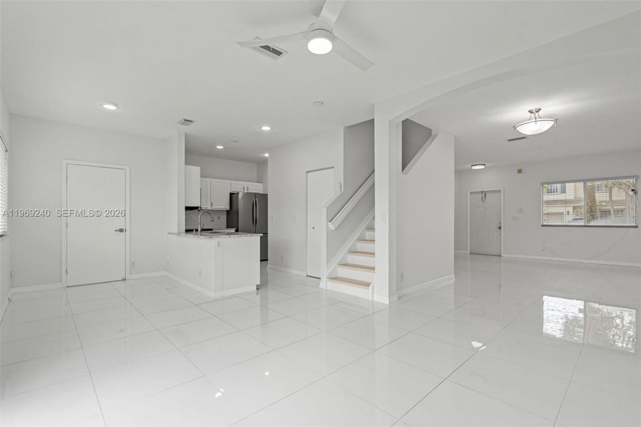 4722 Lago Vista Dr, Coconut Creek, FL 33073 Photo