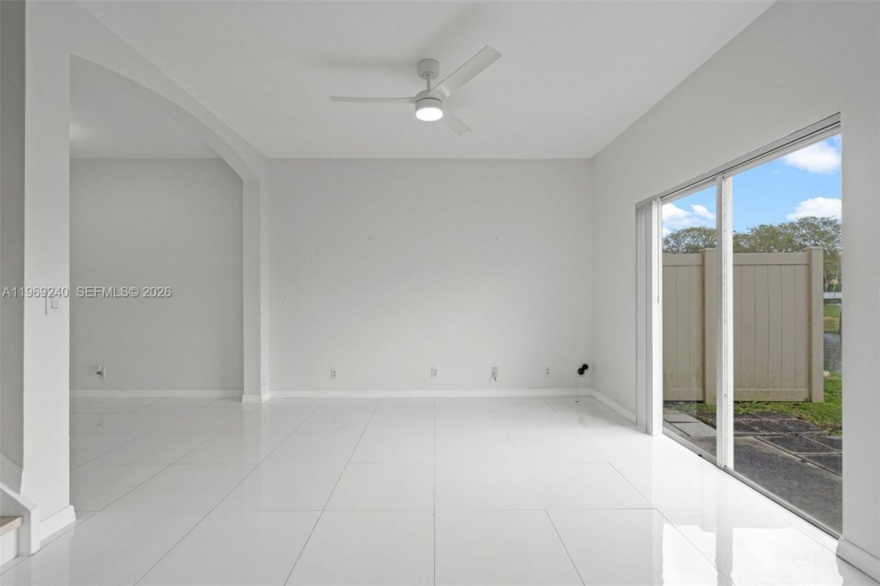 4722 Lago Vista Dr, Coconut Creek, FL 33073 Photo