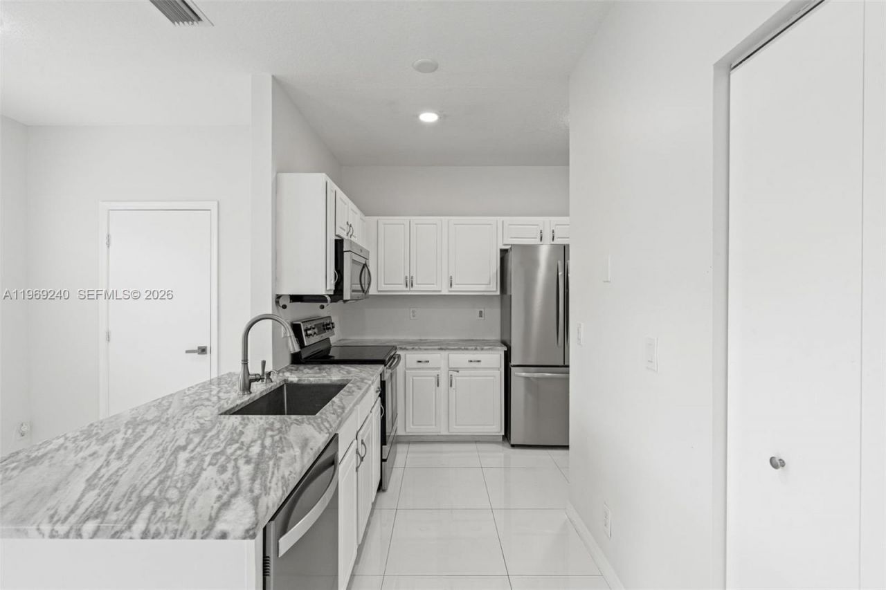 4722 Lago Vista Dr, Coconut Creek, FL 33073 Photo