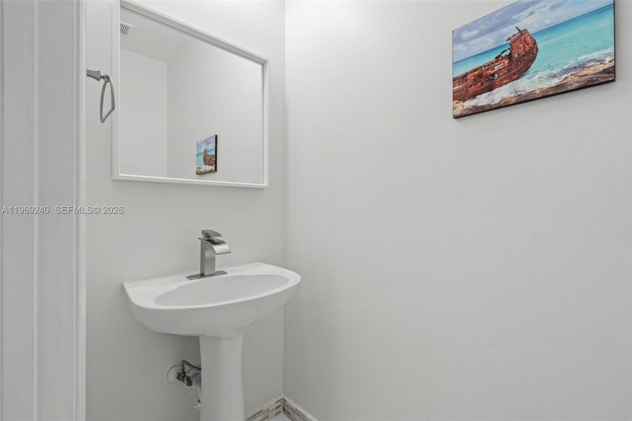 4722 Lago Vista Dr, Coconut Creek, FL 33073 Photo