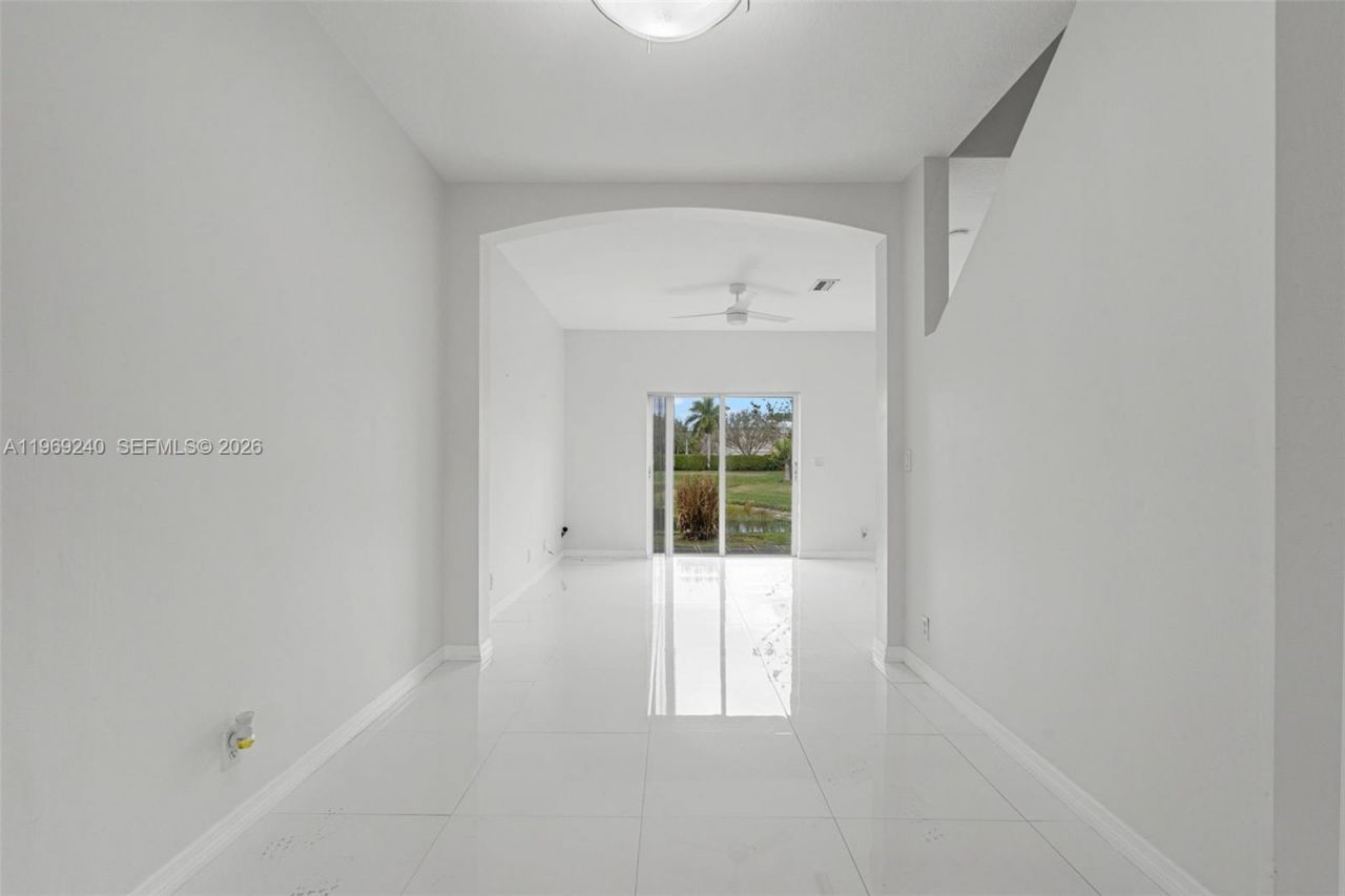 4722 Lago Vista Dr, Coconut Creek, FL 33073 Photo