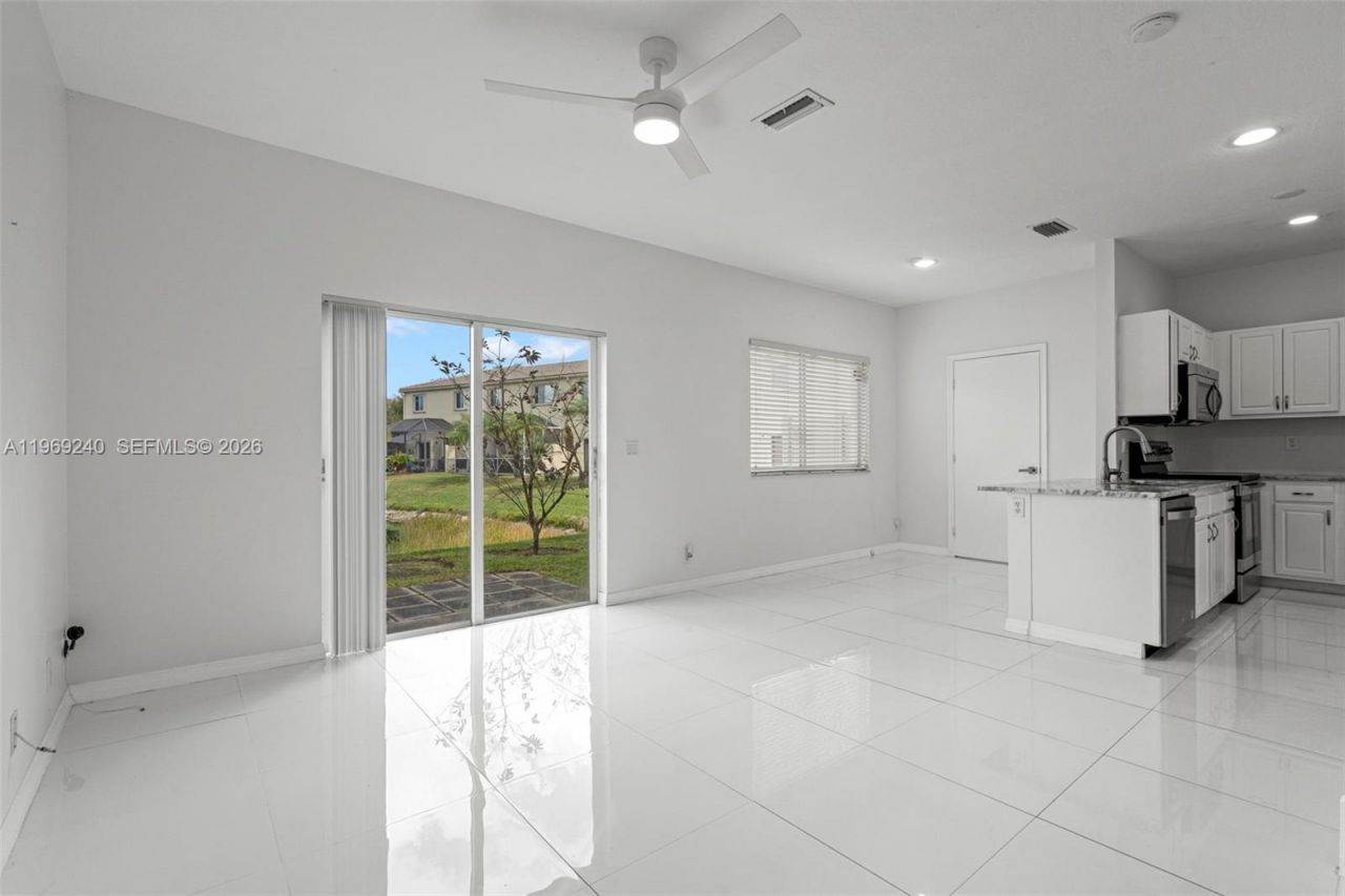4722 Lago Vista Dr, Coconut Creek, FL 33073 Photo