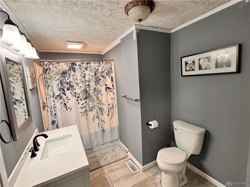 905 Old Springfield Road, Vandalia, OH 45377 Photo 7