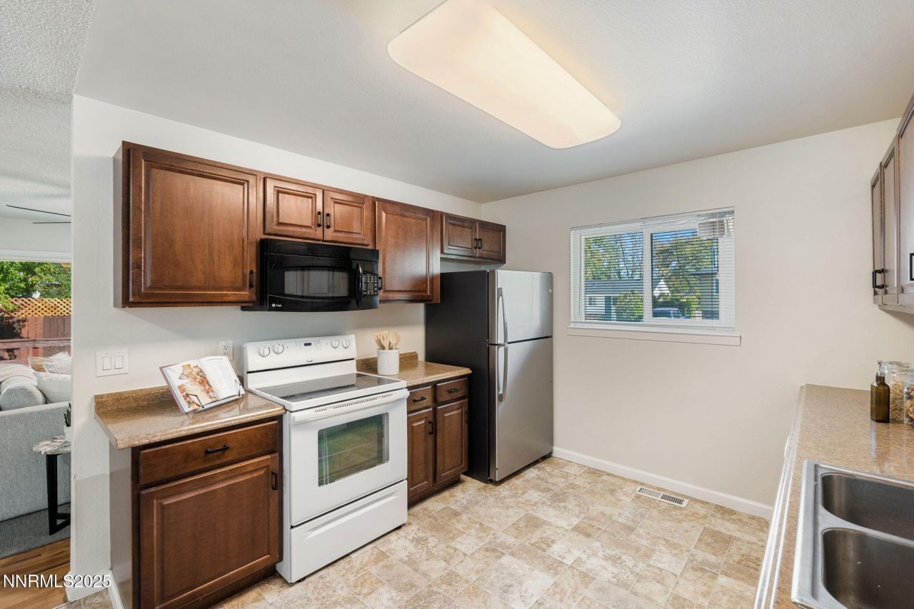 3264 Barbara Circle, Reno, NV 89503 Photo