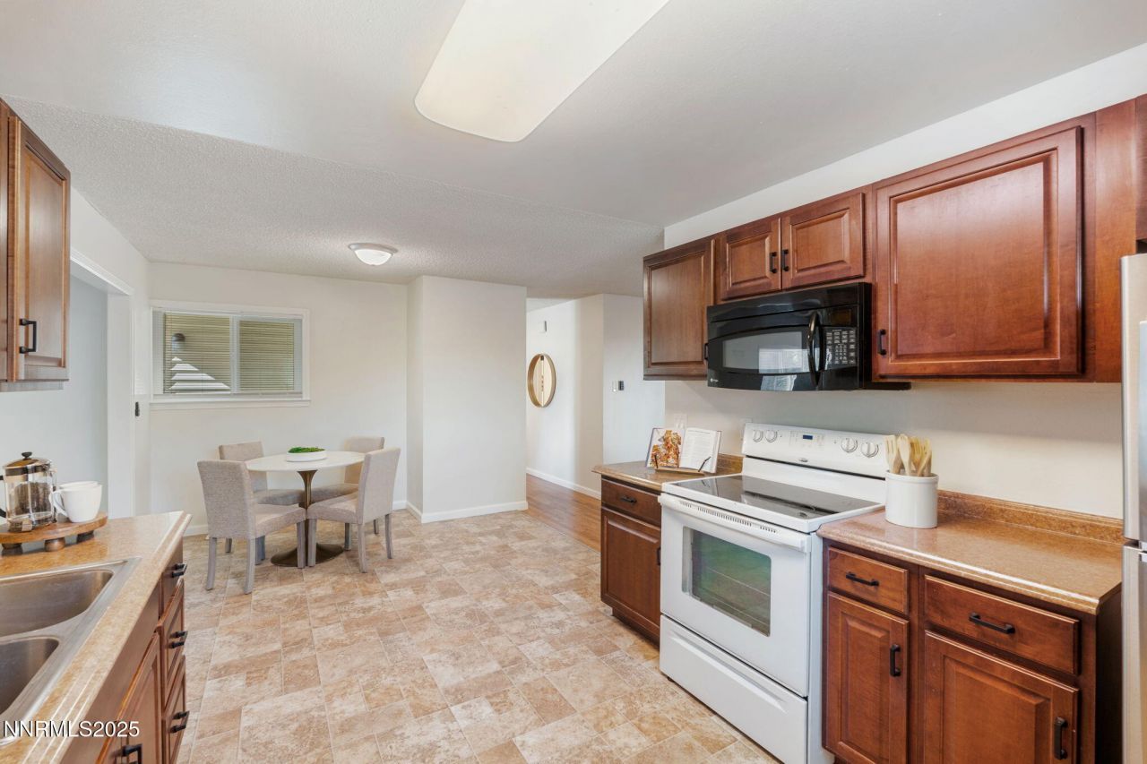 3264 Barbara Circle, Reno, NV 89503 Photo