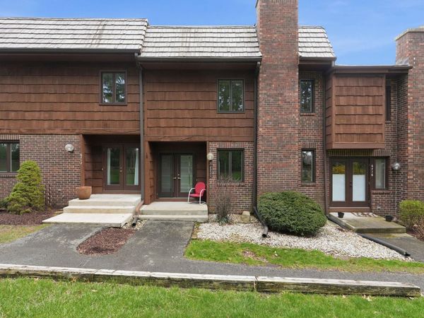 6714 Quail Ridge Lane, Fort Wayne, IN 46804