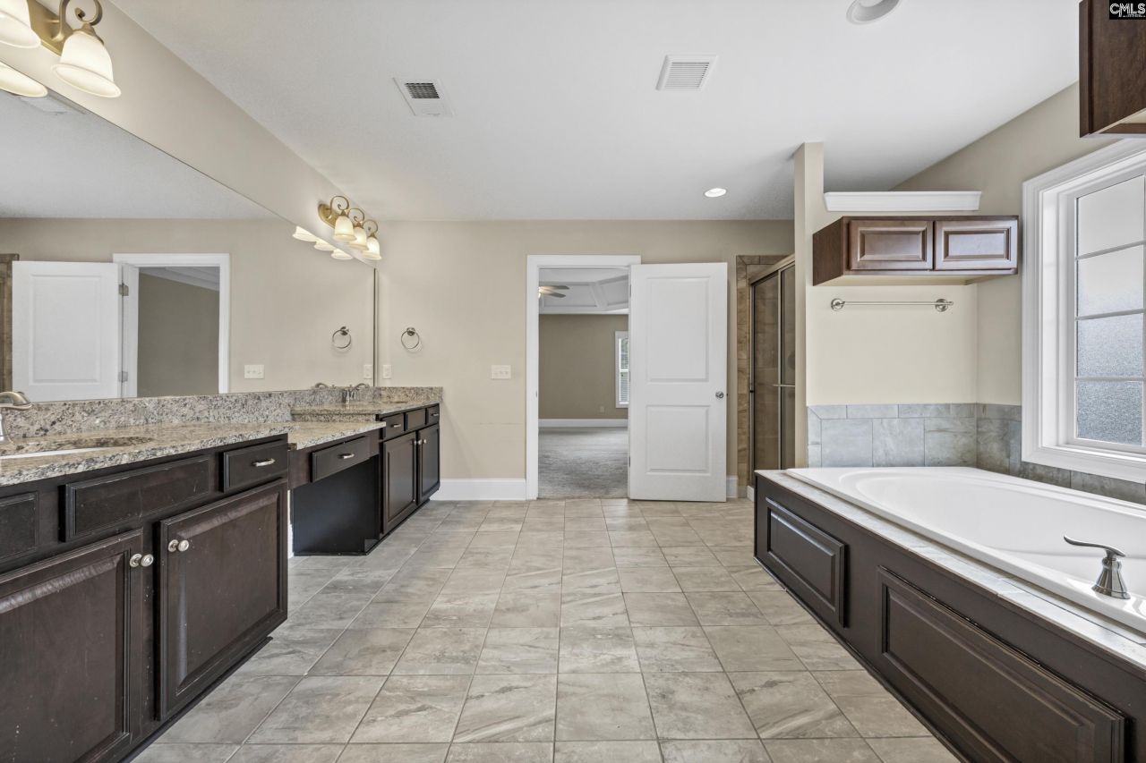 247 Broken Club Lane  Photo 32