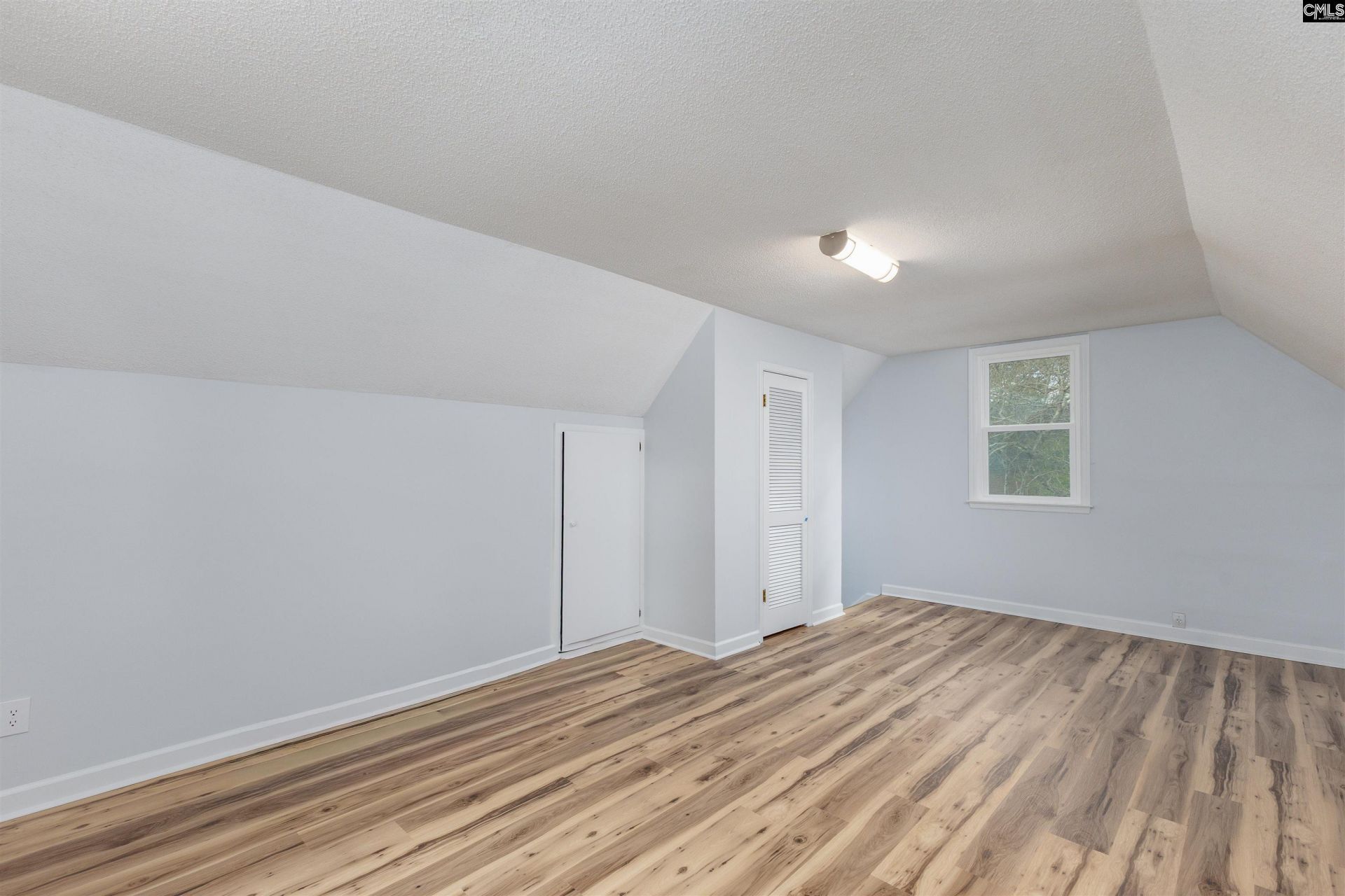 200 Timbercreek Court Photo 29