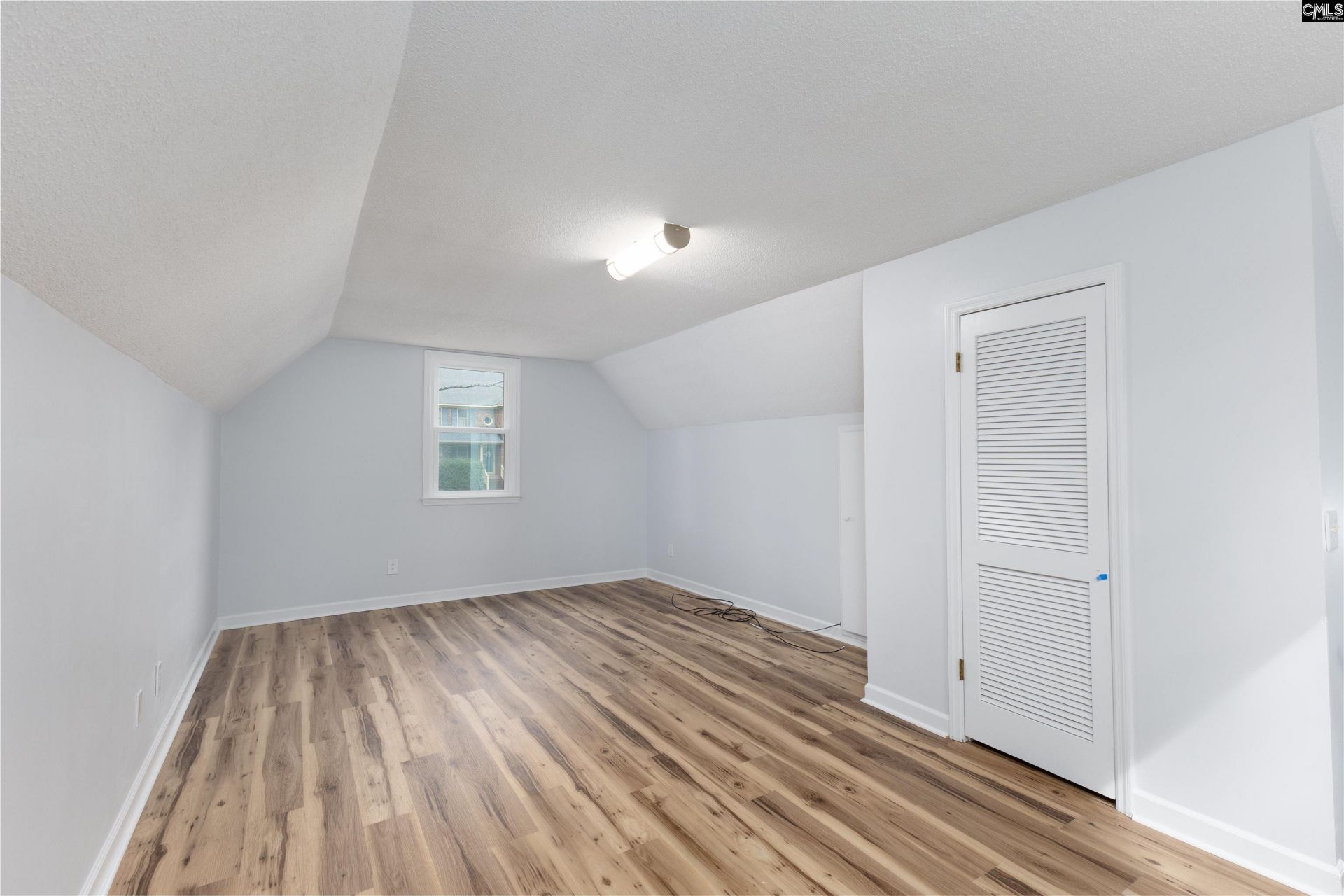200 Timbercreek Court Photo 30