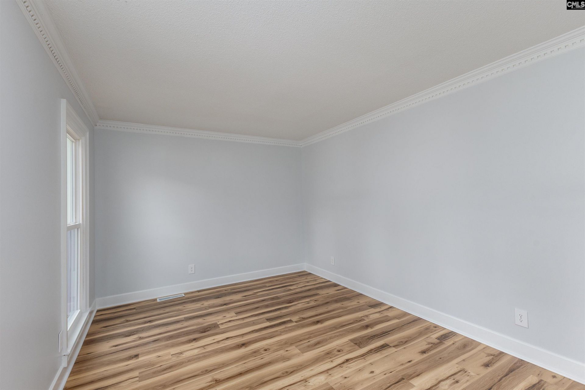 200 Timbercreek Court Photo 5