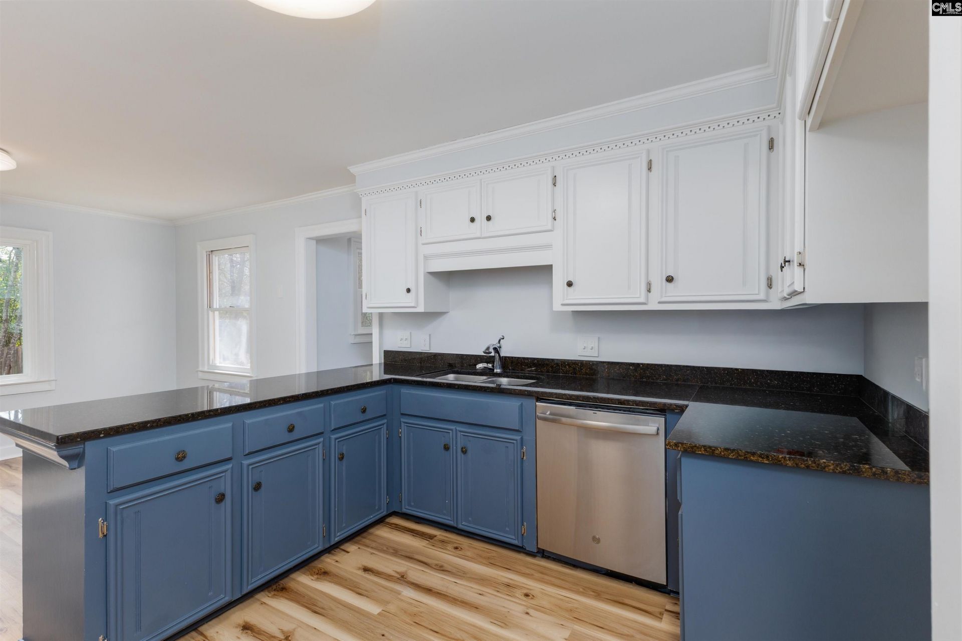 200 Timbercreek Court Photo 9