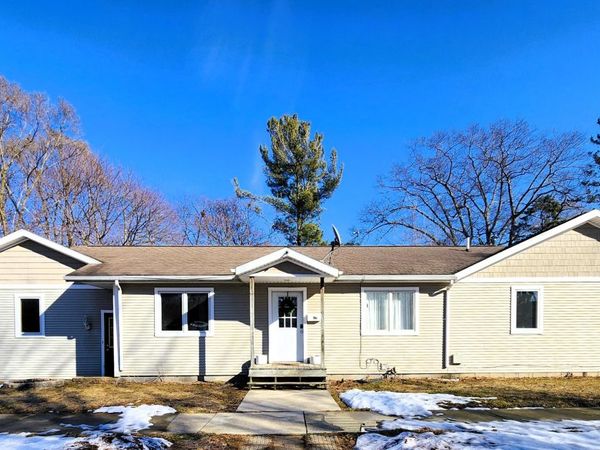 2444 Harding Avenue, Muskegon, MI 49441