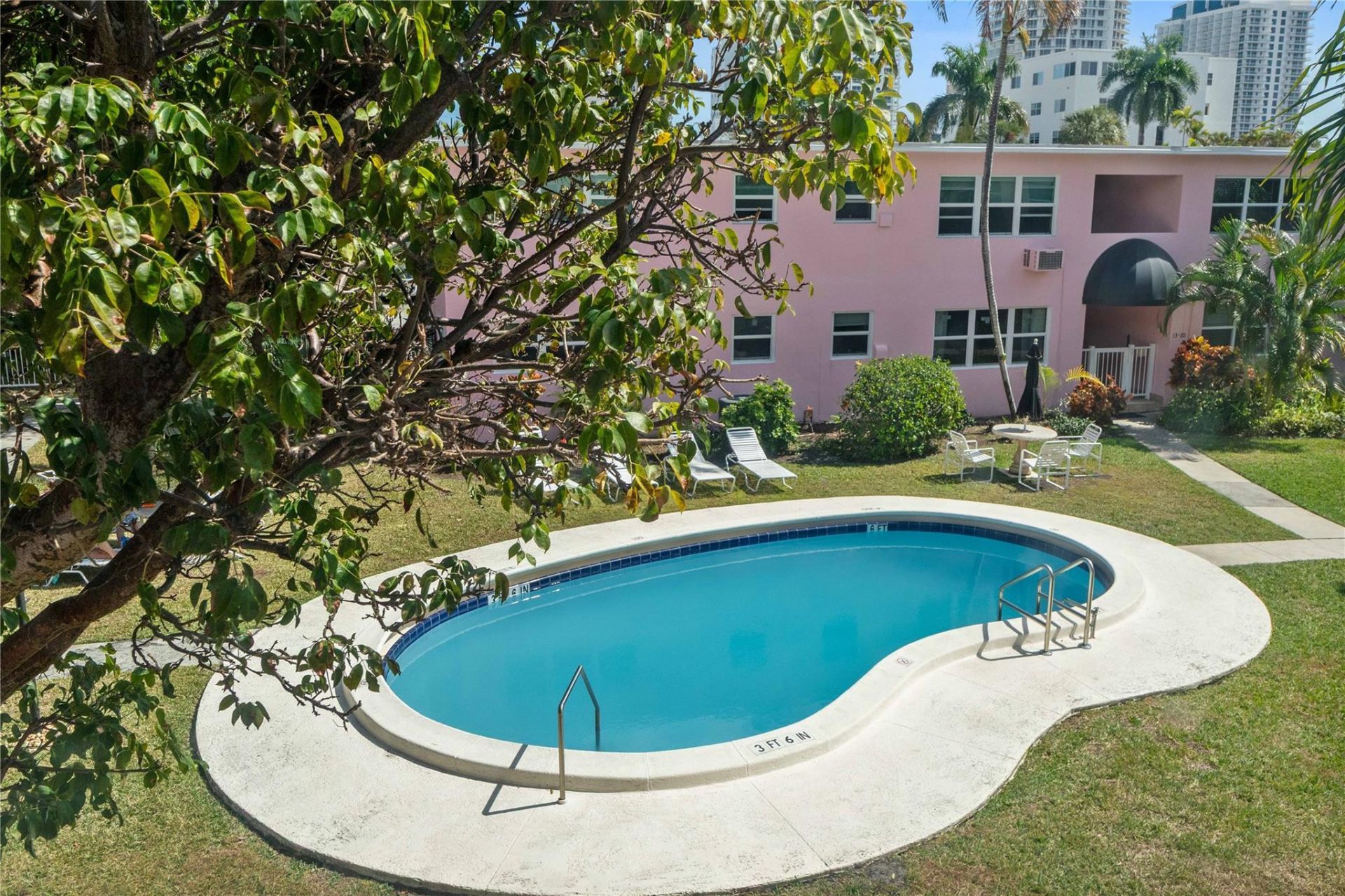 700 Bayshore Drive, Unit 4, Fort Lauderdale, FL 33304 Photo