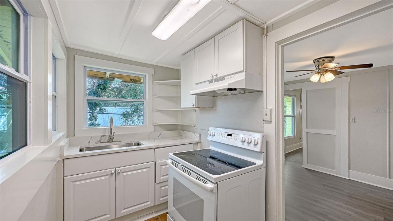 1016 10th Avenue W, Bradenton, FL 34205 Photo