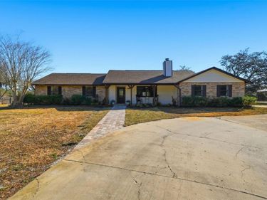 370 SAND PINE PLACE, GENEVA, FL 32732