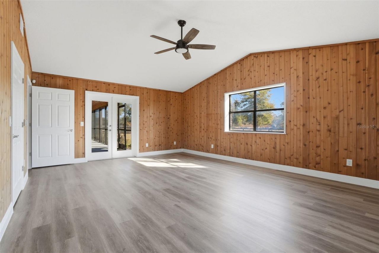 370 Sand Pine Place, Geneva, FL 32732 Photo