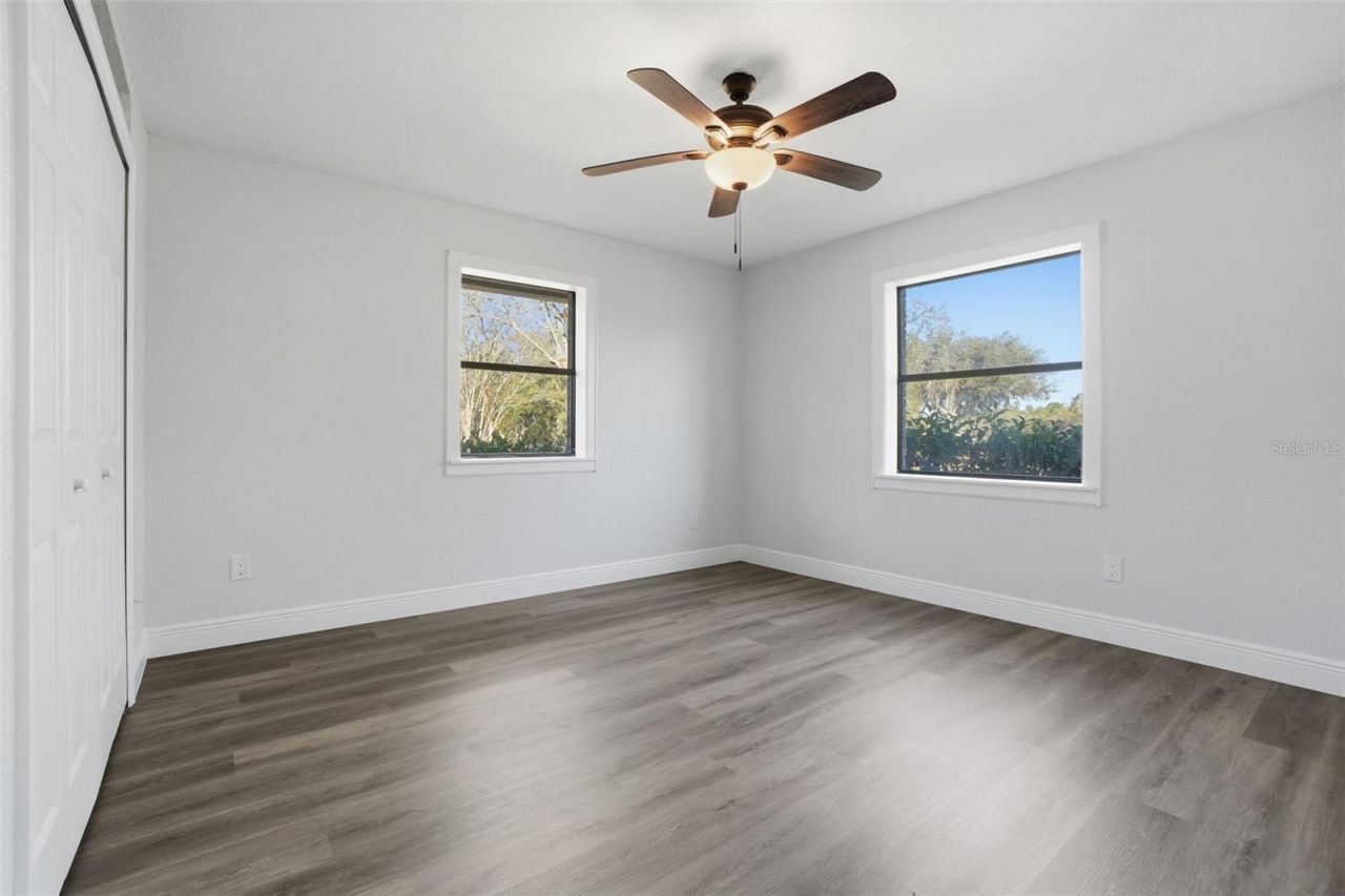 370 Sand Pine Place, Geneva, FL 32732 Photo